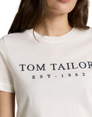 Camiseta de manga corta de mujer con cuello redondo y logo central