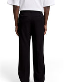 Pantalón recto de hombre con cintura baja y diseño liso