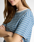 Camiseta de mujer de manga corta con cuello redondo, corte boxy y estampada Rayas