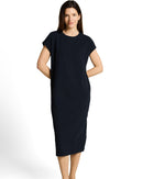 Vestido midi de manga corta con cuello redondo y diseño liso