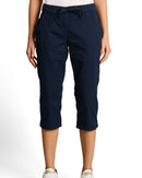 Pantalón recto capri de mujer con cintura baja, cierre con cordón y diseño liso