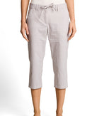 Pantalón recto capri de mujer con cintura baja, cierre con cordón y diseño liso