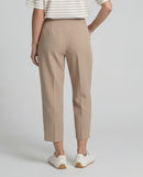 Pantalón ancho de mujer largo tobillero, con corte recto de cintura media y diseño liso