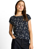 Camiseta de manga corta de mujer con cuello barco y estampado de flores