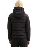 Plumífero de mujer corto con capucha negro