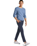 Chino de hombre recto con bolsillos azul marino