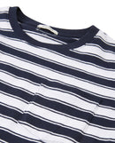 Camiseta de niño con estampado de rayas con un bolsillo en el pecho