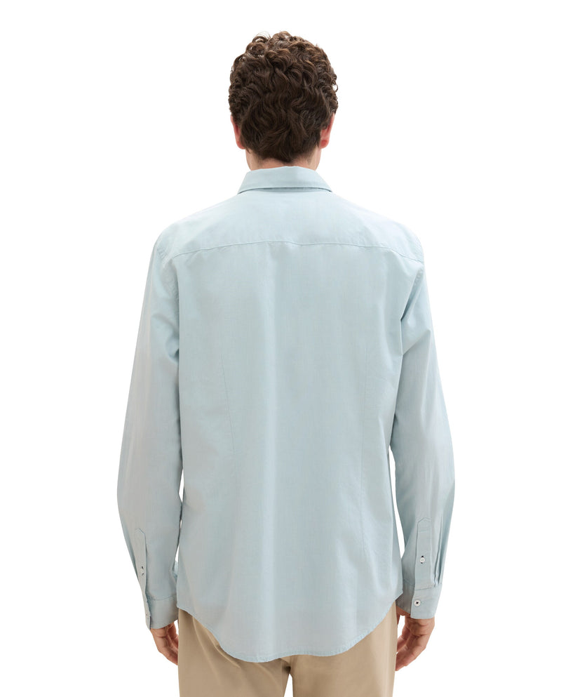Camisa de hombre con manga larga con cuello clásico verde agua