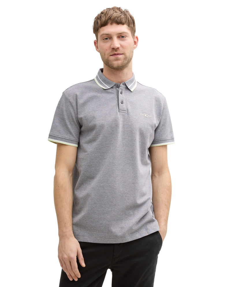 Polo de hombre de manga corta con cuello a contraste