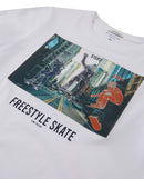 Camiseta de niño de manga corta con detalle en el pecho