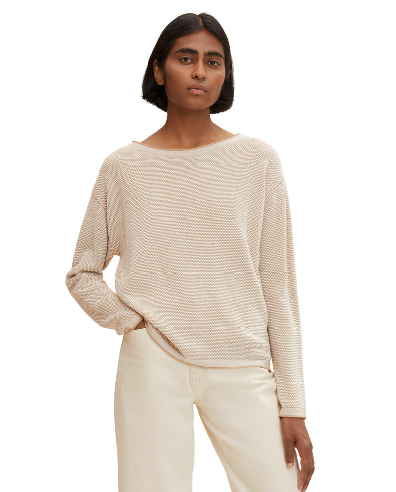 Jersey de mujer con escote submarino beige