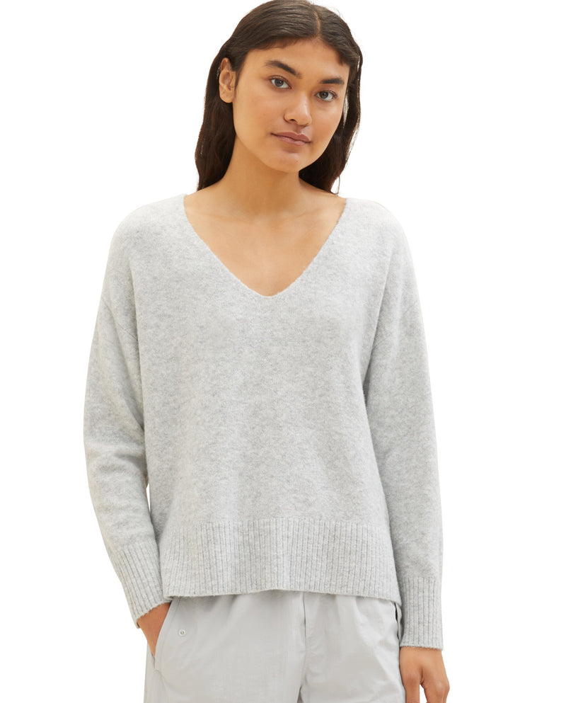 Plain V-neck women's sweater